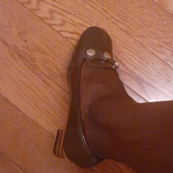 CLOSET clearance - Picture 4 of 5